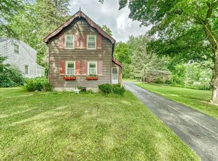 543 Landing Rd N, Rochester, NY 14625