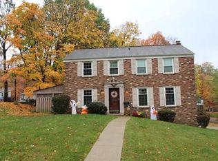 1000 Battleford Dr, Bethel Park, PA