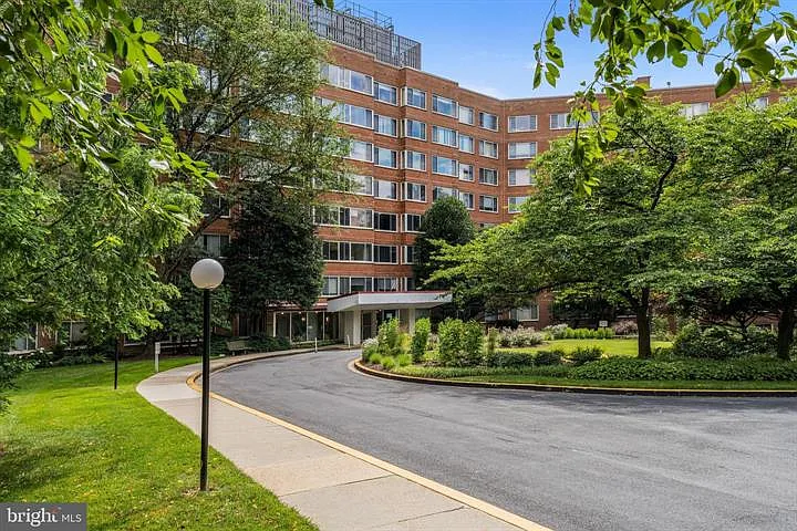 4000 Tunlaw Rd NW #629 — Photo 17