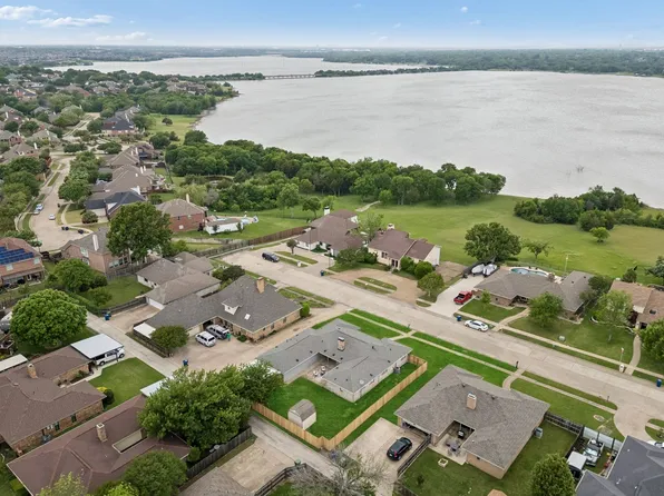 4610 Candlestick Dr, Garland, TX 75043