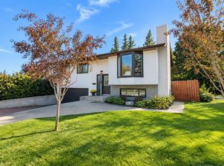 27 N Gregson Cres, Red Deer, AB T4P 2K3