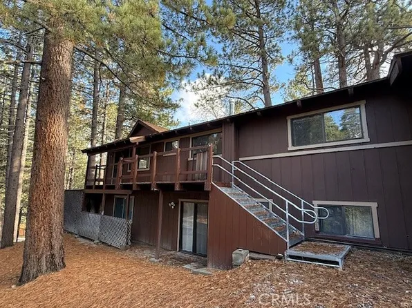 615 Ash Dr, Green Valley Lake, CA 92341