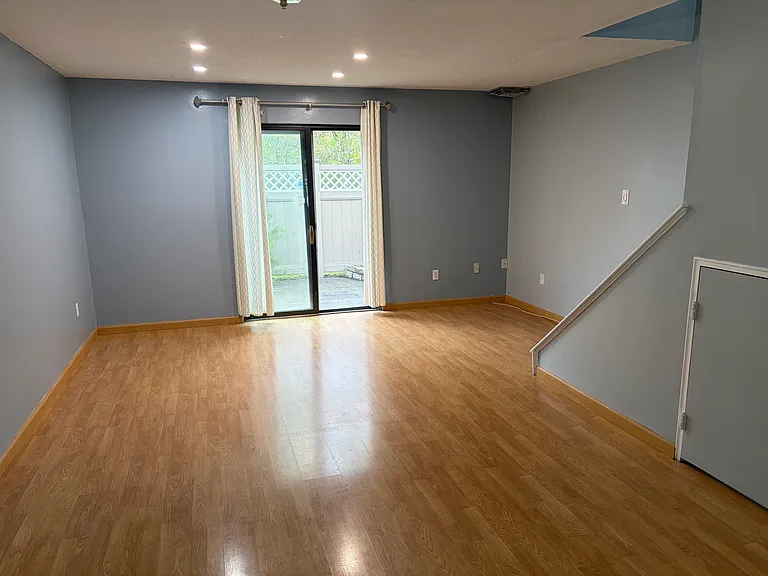 10 Village Brook Ln — Photo 52