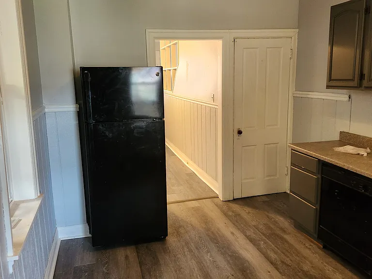 340 E Guilford St — Photo 6