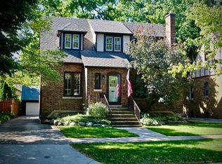 303 Addison Rd, Riverside, IL 60546