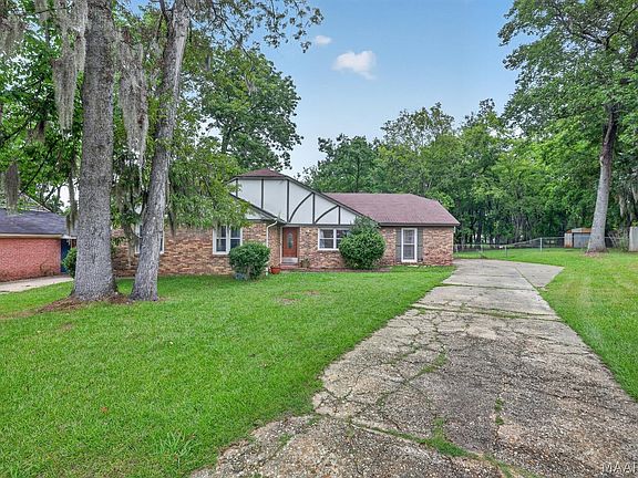 3rd image of 6713 Spivey Ct