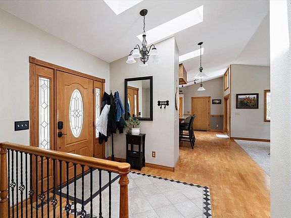 4th image of 1508 S Van Buren Pl