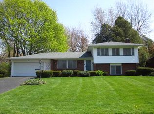 60 Marble Dr, Rochester, NY 14615