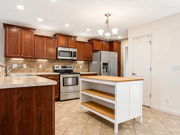 3937 Amethyst Dr — Photo 12