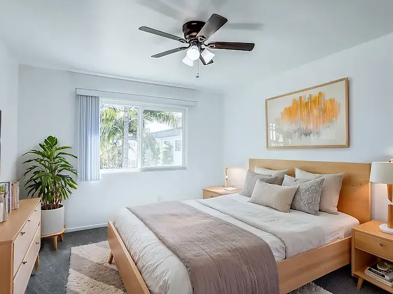 Villa Santa Fe Apartments — Photo 21
