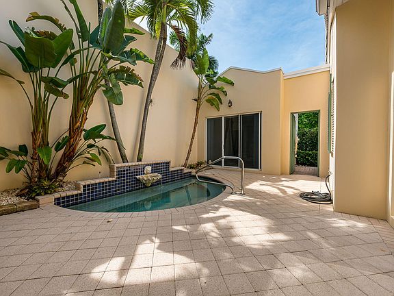 3rd image of 17282 Bermuda Village Dr #C