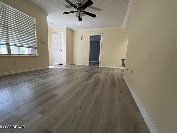 5th image of 1600 Big Tree Rd APT H3