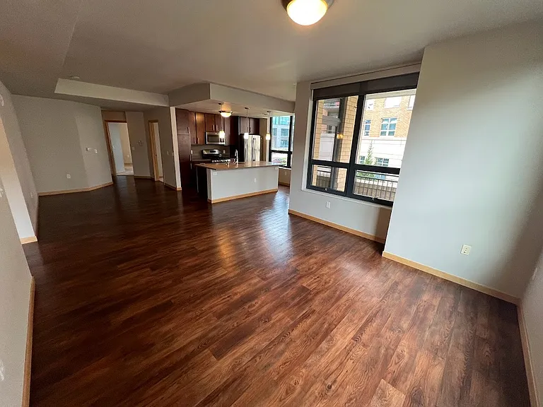 Venture Luxury High Rise — Photo 89