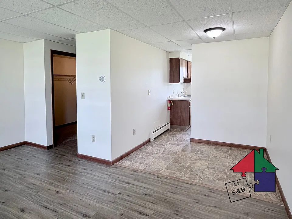 111-113 Allen St