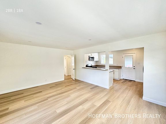 4th image of 13463 Burbank Blvd #A