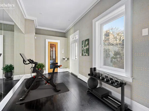 123 East 69th Street image 22 of 23