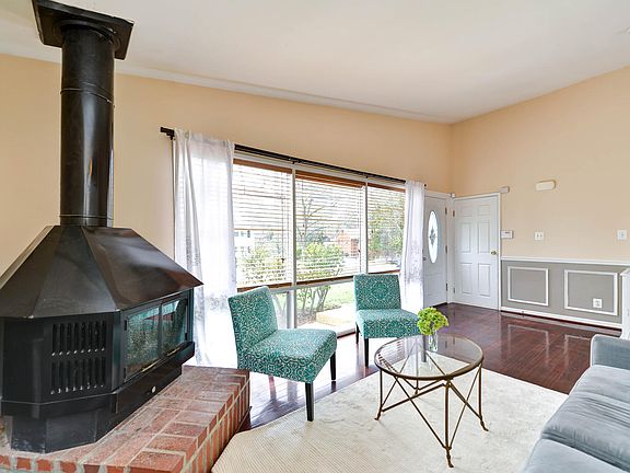 5th image of 4106 Javins Dr