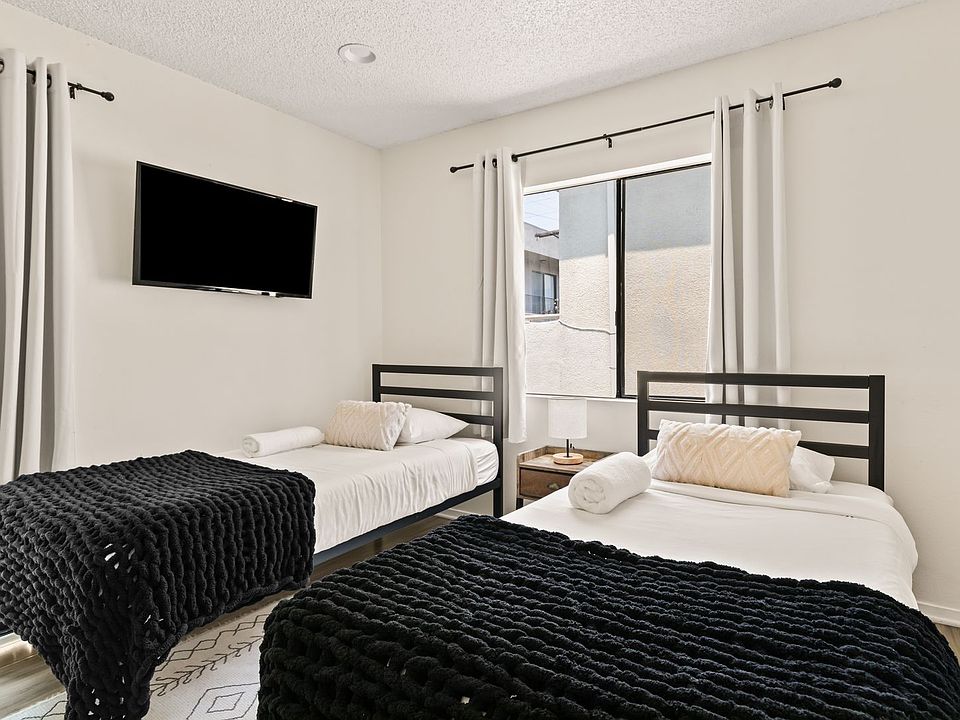 1st image of 1823 Pelham Ave APT 5