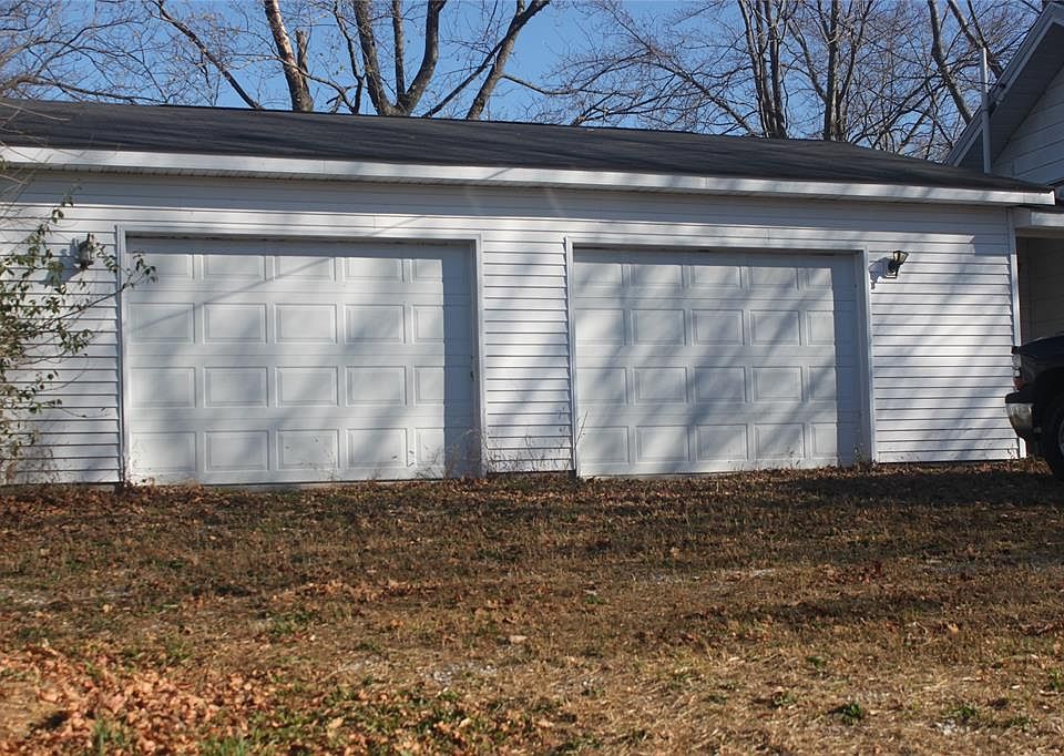 1274 E Walnut St, Summitville, IN 46070 MLS 21892414 Zillow