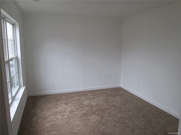 5th image of 3107 Littlebury Dr