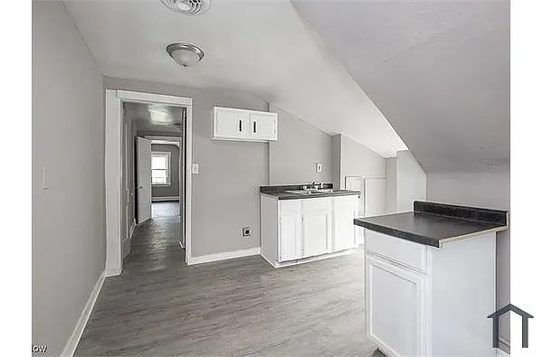 Building Photo - 1810 Haldane Rd #1-3