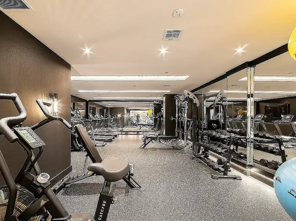 1270 New York Avenue image 11 of 21