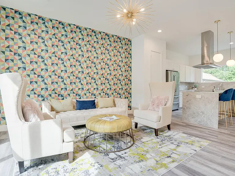 4508 Gilbert Ave #C — Photo 3