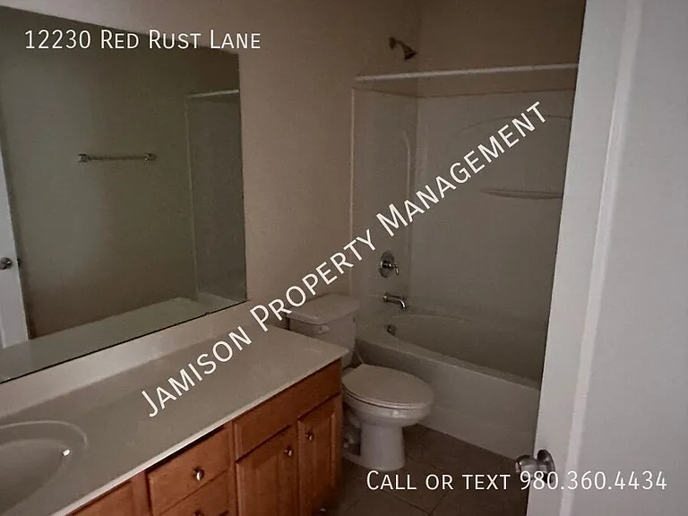 12230 Red Rust Ln — Photo 6