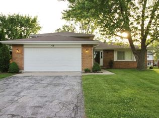 5608 Colgate Ln, Matteson, IL 60443