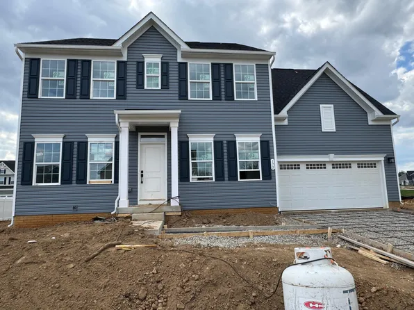 194 Santiago Cir, Martinsburg, WV 25403