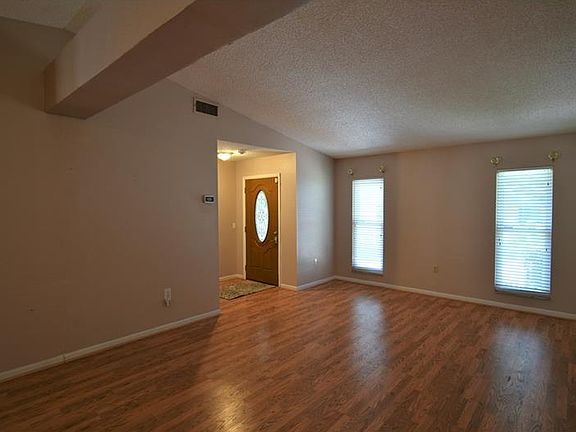 2nd image of 7215 Fox Chase Dr