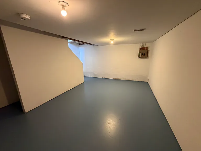 1897 Apartment Dr #7 — Photo 6