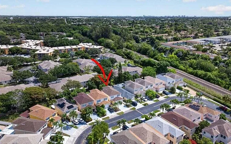 4131 Eastridge Cir — Photo 43