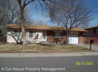 1008 Drury Ln, Colorado Springs, CO 80911