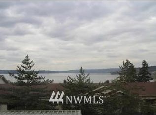 4160 SE 5th Pl, Bellevue, WA