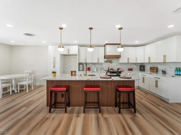 4150 Hazelcrest Dr, Las Vegas, NV 89121