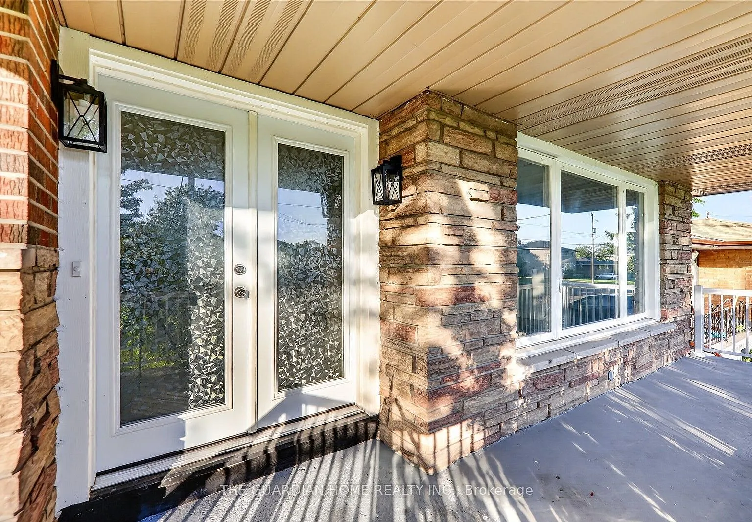 4 bed, $2,850 — Photo 4
