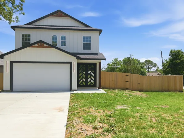 1013 Duff Ct, Fort Worth, TX 76112