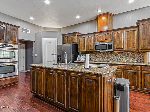 4th image of 3824 Tierra Lisboa Ln