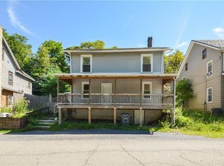120 Red Hill Dr, Palmerton, PA 18071