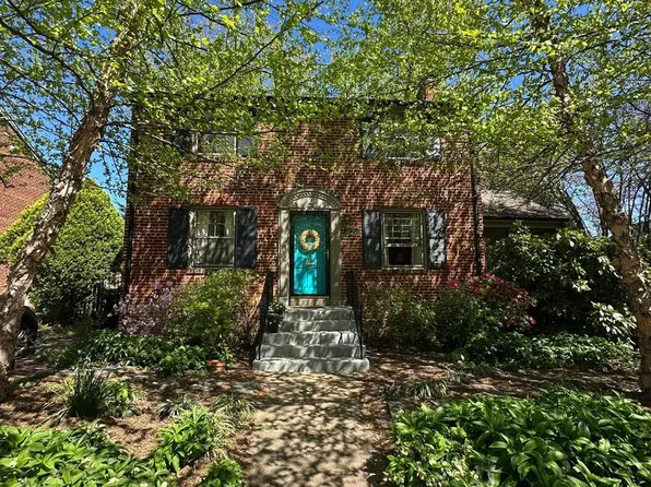 15 N Irving St, Arlington, VA 22201