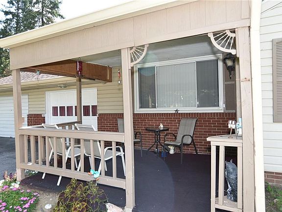 5th image of 1688 Willard Ct