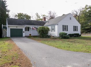 22 Crawford Dr, Bath, ME 04530