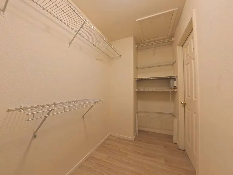8330 Hipwader Ct — Photo 37