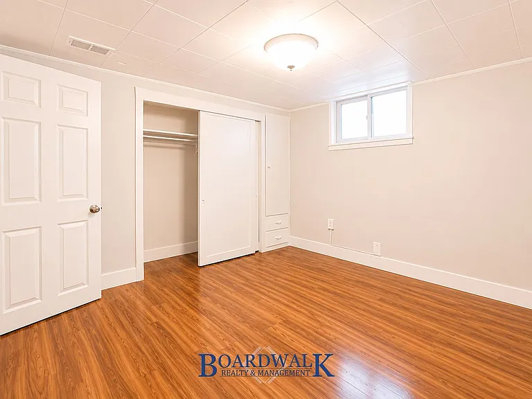 2725 S Lake St #2 — Photo 12