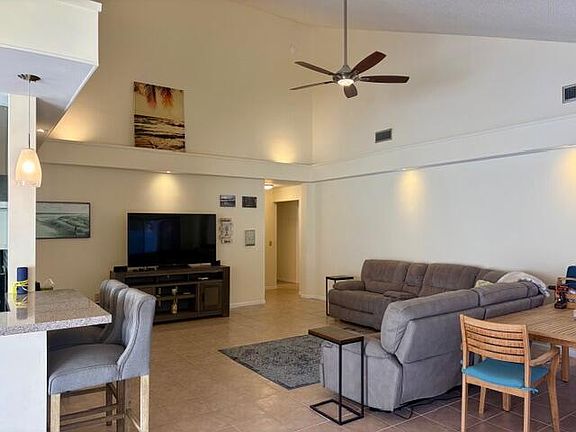 5th image of 204 Cape Pointe Cir