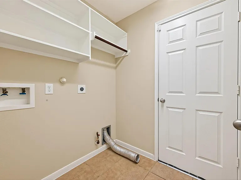 24431 Ranchwood Springs Ln — Photo 32