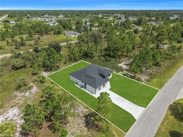 1003 Elgin ST, LEHIGH ACRES, FL 33974