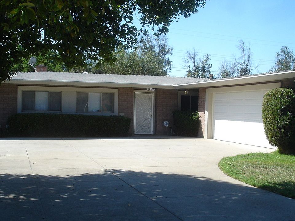1st image of 936 Lincoln Ave