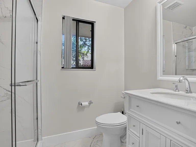65 Pelican Pointe Dr #2030 — Photo 38